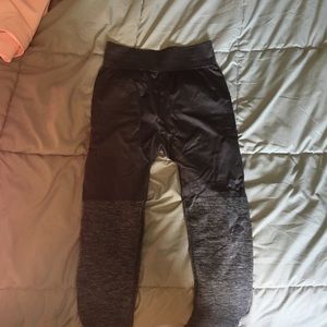 Two toned seamless legging